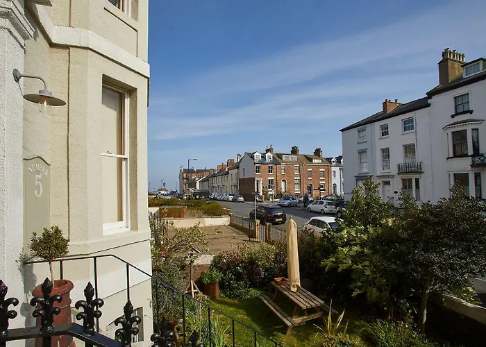 Host & Stay - Havelock Place Apartment