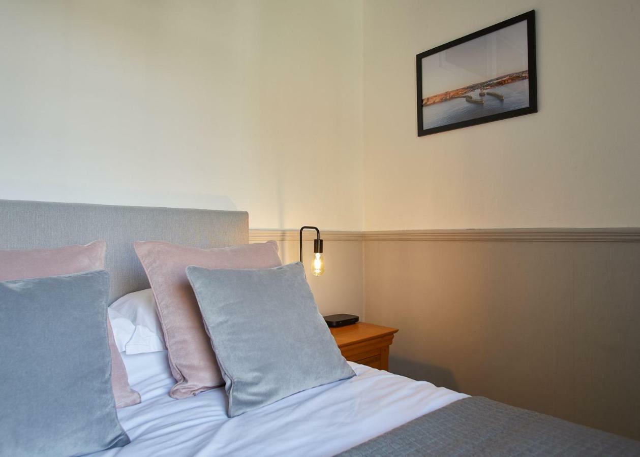 Host & - Havelock Place Apartment